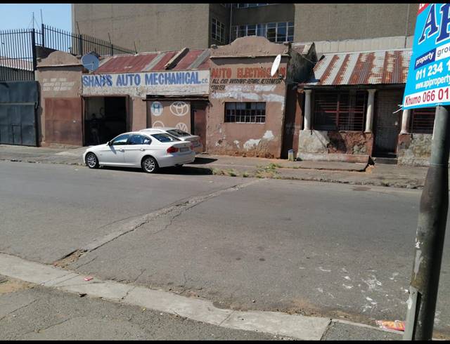 744M² WAREHOUSE FOR SALE IN FORDSBURG